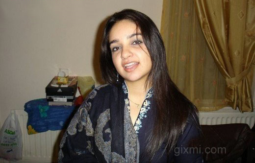  - Pakistani-Girls-Lahore-Girls-520x3641