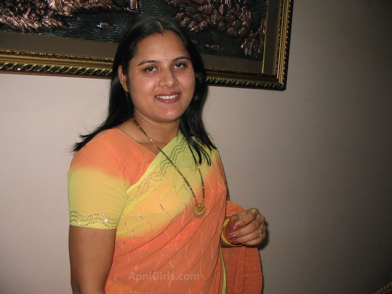 Usa Desi Indian Bhabhi And Housewives Pics