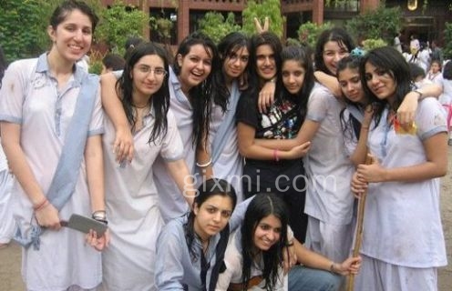 Hot Pakistani girls in happy mood